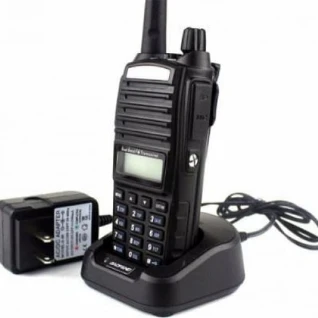 Портативная радиостанция Baofeng UV-82 
