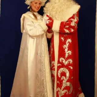 Дед Мороз и Снегурочка