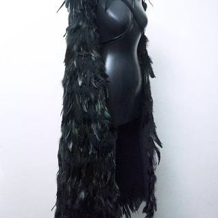 Перьевой плащ