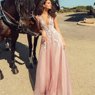 Аренда платья на выпускной