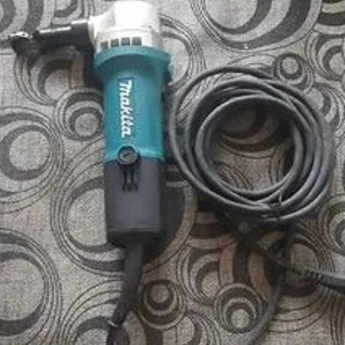 Ножницы электрические Makita JN1601