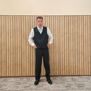 Костюм мужской деловой без пиджака