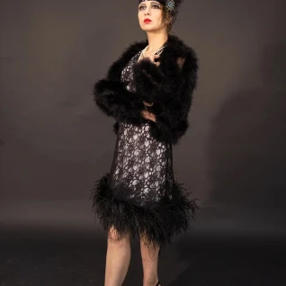 ПЛАТЬЕ РЕТРО №3 (20-30 годы) в комплекте: платье, боа, шляпка.