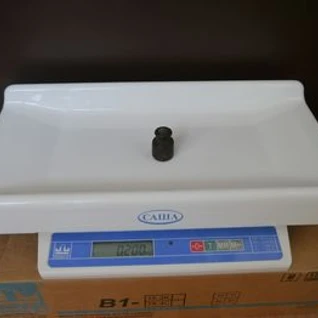 Детские медицинские высокоточные электронные весы "Саша"