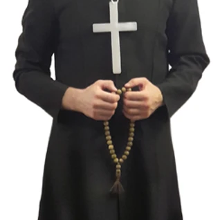 Католический священник Костюм