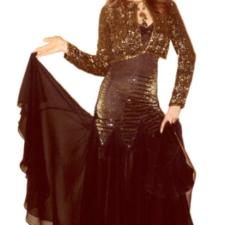 Платье вечернее со шлейфом