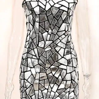 Зеркальное платье