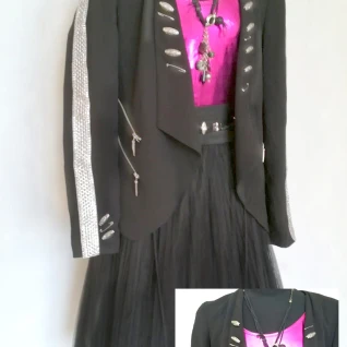 Пиджак женский с лампасом