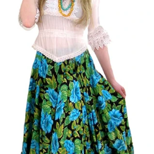 Девушка-весна Костюм