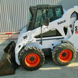 Услуги аренды мини-погрузчика Bobcat