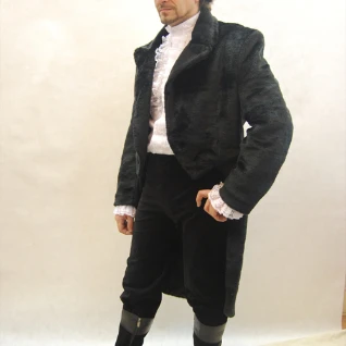 КОСТЮМ ВОРОНА ВО ФРАКЕ