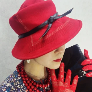 ШЛЯПКА ЖЕНСКАЯ СТИЛЯГИ