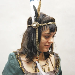 ЖЕНСКИЙ ГОЛОВНОЙ УБОР