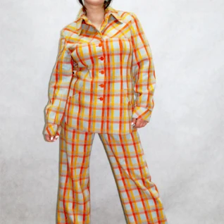 ЖЕНСКИЙ КОСТЮМ 70-80 х годов (оранжевая клетка)