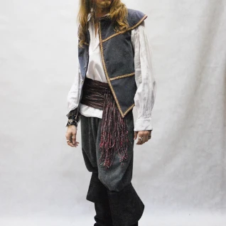 КОСТЮМ ЮСТАСА