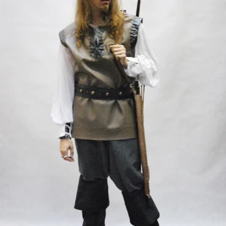 КОСТЮМ ЭДМУНДА