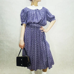 ПЛАТЬЕ 40-50-ых годов (штапель) в комплекте: платье, берет.