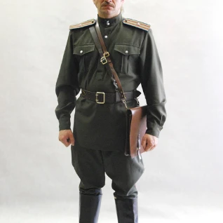 ФОРМА ОФИЦЕРА ВОВ (НКВД)