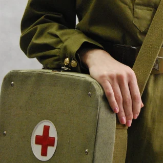 АКСЕССУАРЫ К ВОЕННЫМ КОСТЮМАМ СУМОЧКА МЕДИЦИНСКАЯ ФОРМОВАЯ