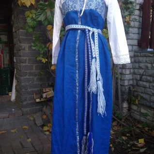 Русский костюм женский