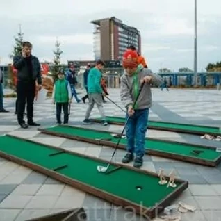 Минигольф
