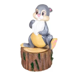 Зайчик на бревне 2