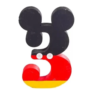 Цифра 3 черно красная