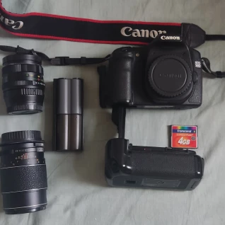 Canon eos 50d с батарейной ручкой и советскими объективами 