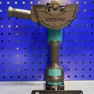 Аккумуляторная  болгарка УШМ Makita LXT DGA504Z