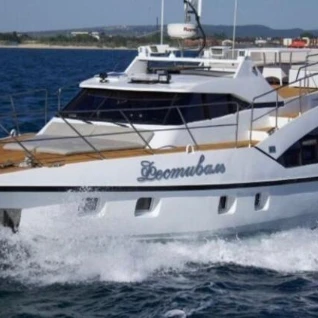 Аренда яхты на любой срок и любое торжество.