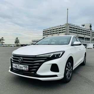 Автомобиль Changan EADO Plus