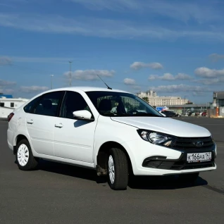 Автомобиль Lada Granta