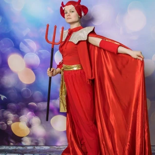 Костюм чертик или супергерой