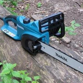 Пила электрическая цепная Макита UC 3520