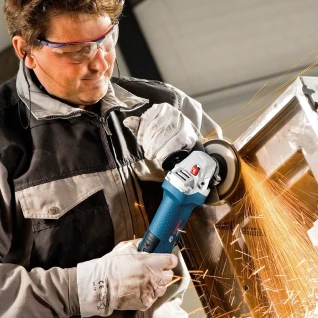 Болгарка Диаметр 115 мм. УШМ Makita 9554 HN электроинструмент