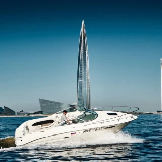 катер Sea Ray 225 с капитаном 