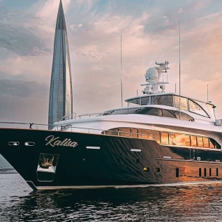 Яхта премиум класса Bennetti 90