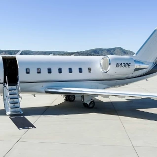 Challenger 604