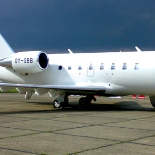 Challenger 605