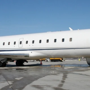 Challenger 800