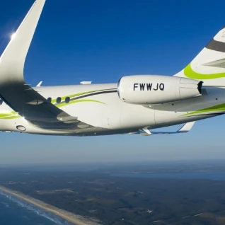 Самолет Falcon 2000S