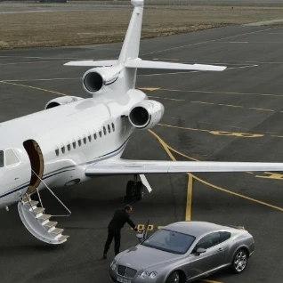 Самолет Falcon 900EX