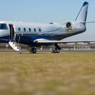 Самолет Gulfstream G150