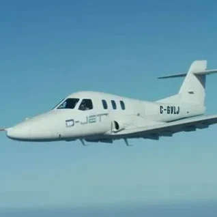 Самолет D-Jet