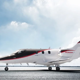 Самолет HondaJet