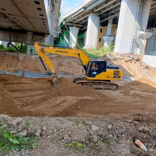 Гусеничный экскаватор LiuGong CLG922E