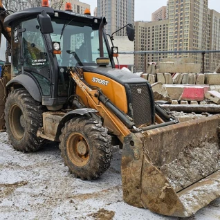 Экскаватор-погрузчик CASE 570 ST