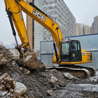 Гусеничный экскаватор JCB JS220S T2