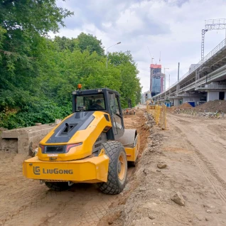 Грунтовой каток LIUGONG CLG6614E