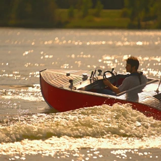 Катер без капитана и прав